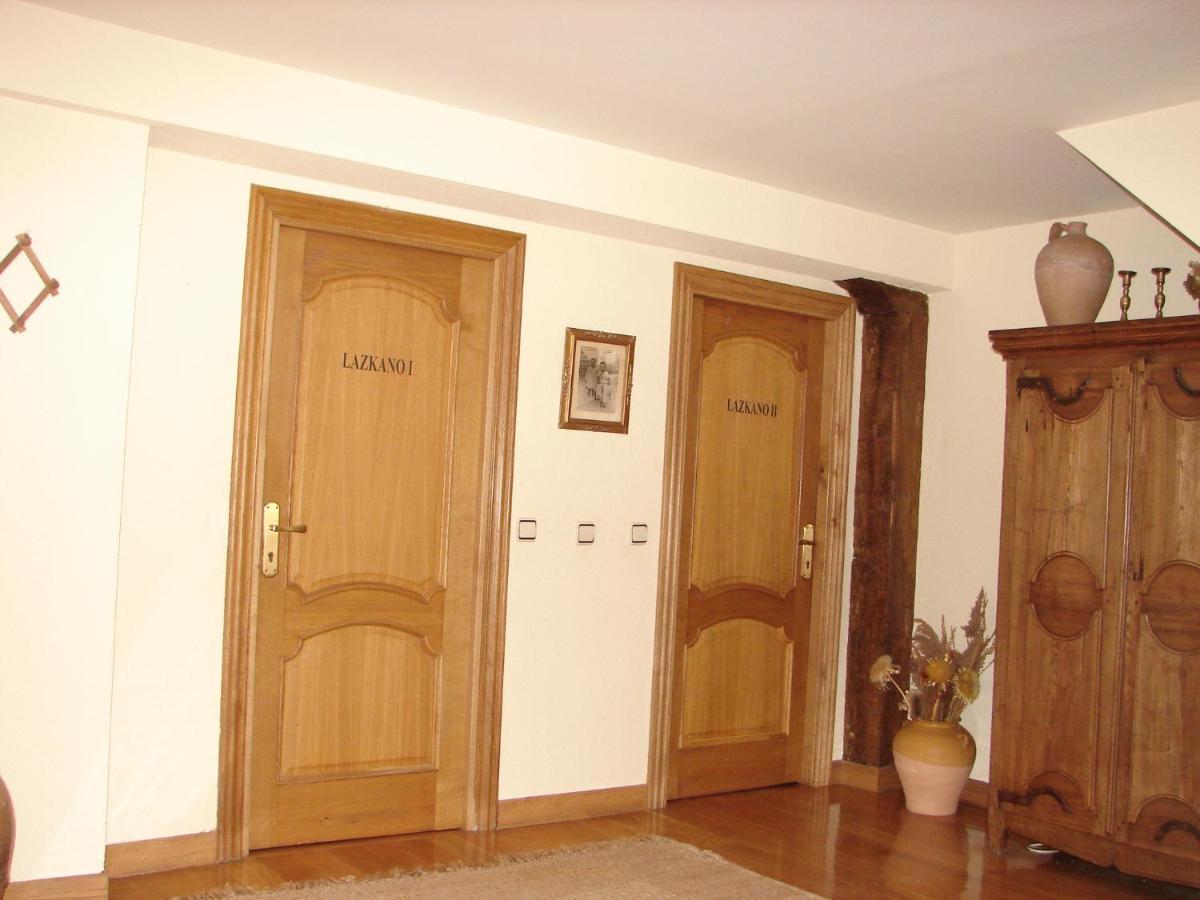 Apartamentos Lazkano I Y II Uharte-Arakil Ngoại thất bức ảnh
